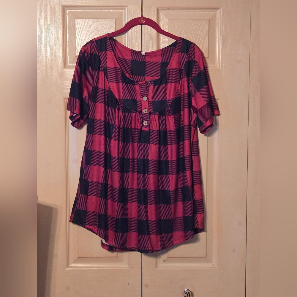 Plaid Button-Front Women's Top